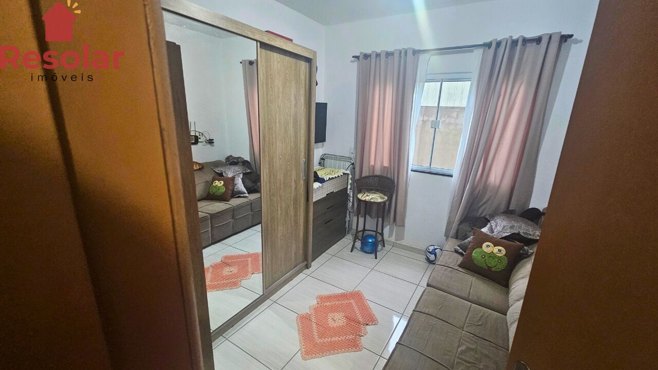 Casa à venda com 2 quartos, 77m² - Foto 5