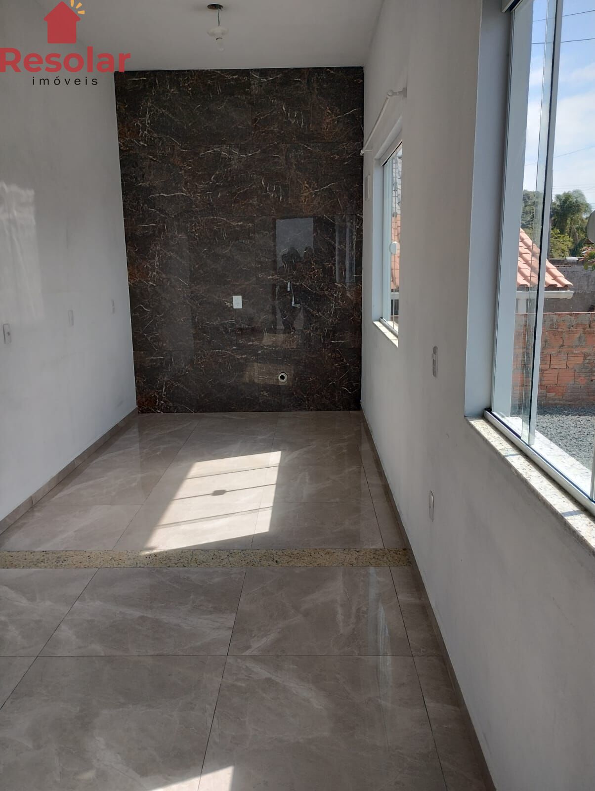 Casa à venda com 3 quartos, 75m² - Foto 8