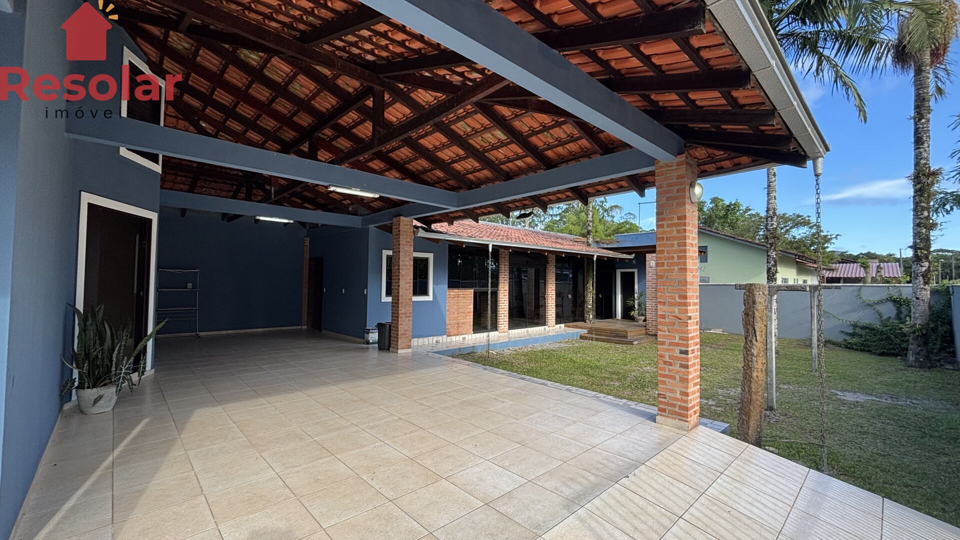 Casa para alugar com 3 quartos, 200m² - Foto 4