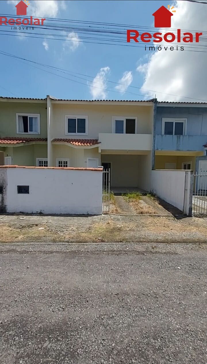 Casa para alugar com 3 quartos, 82m² - Foto 2