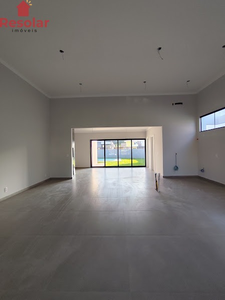 Casa à venda com 3 quartos, 174m² - Foto 14