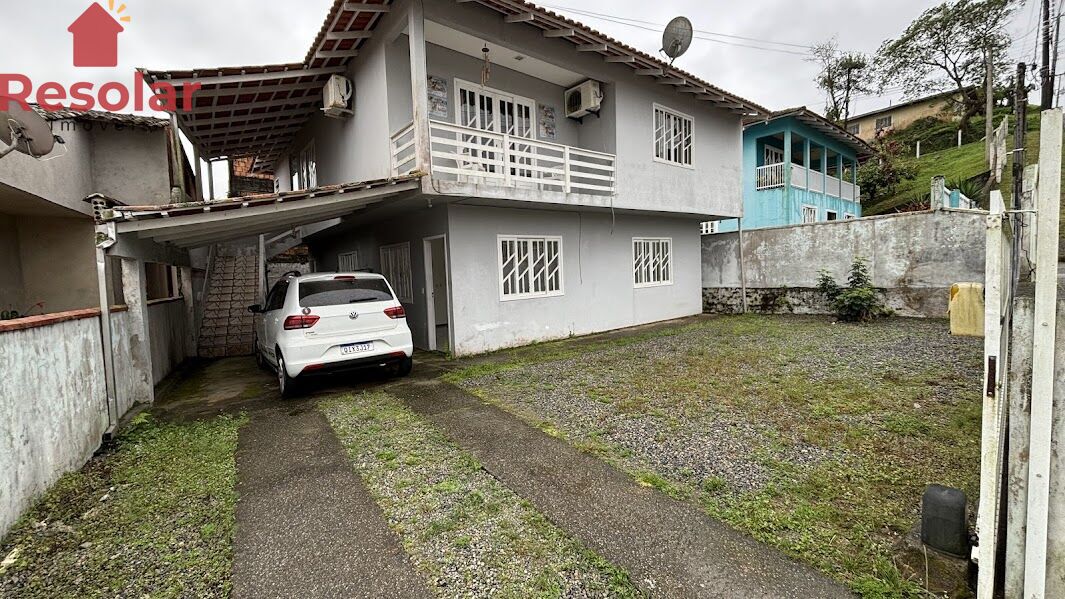 Casa para alugar com 3 quartos, 130m² - Foto 1