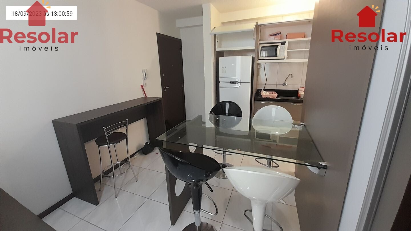 Apartamento à venda com 2 quartos, 67m² - Foto 1