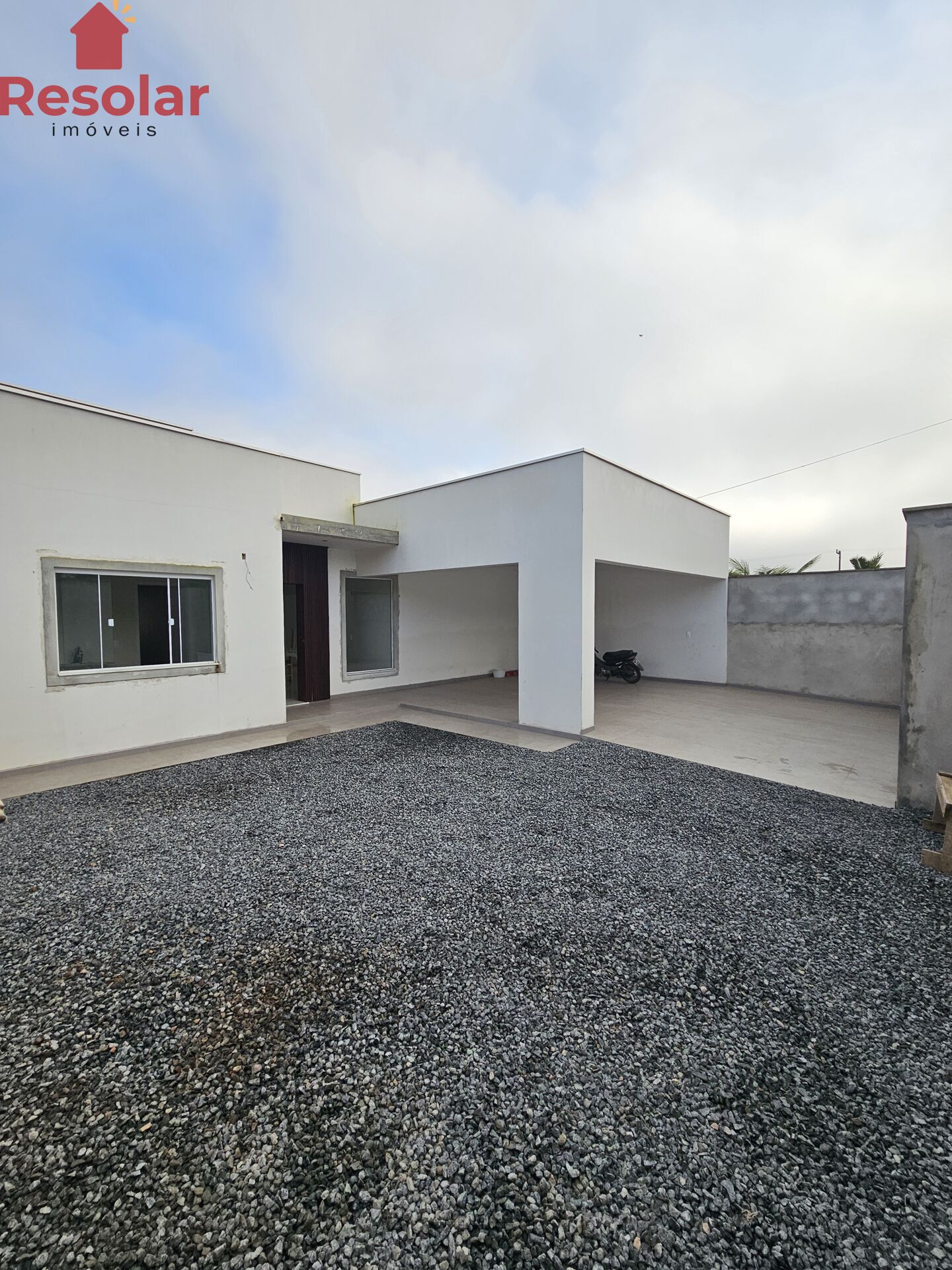 Casa à venda com 2 quartos, 175m² - Foto 1