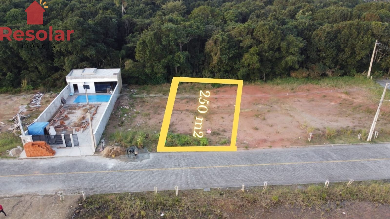 Terreno à venda, 250m² - Foto 1