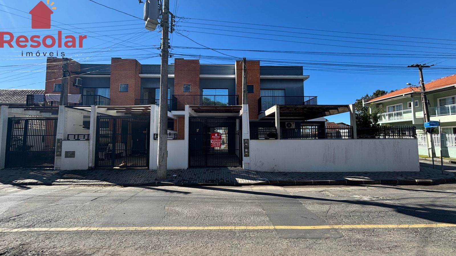Sobrado à venda com 3 quartos, 71m² - Foto 1