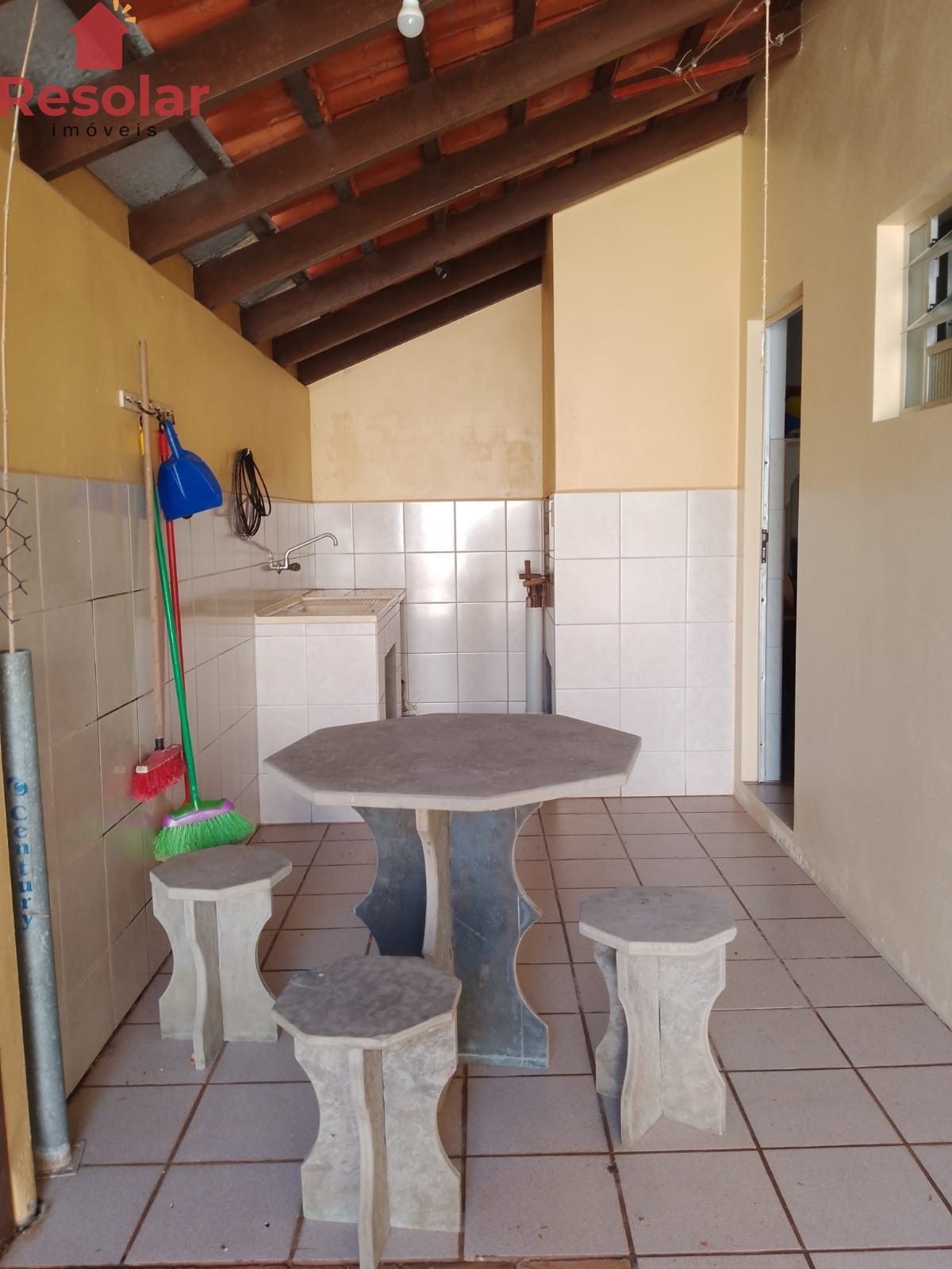 Casa à venda com 4 quartos, 150m² - Foto 15