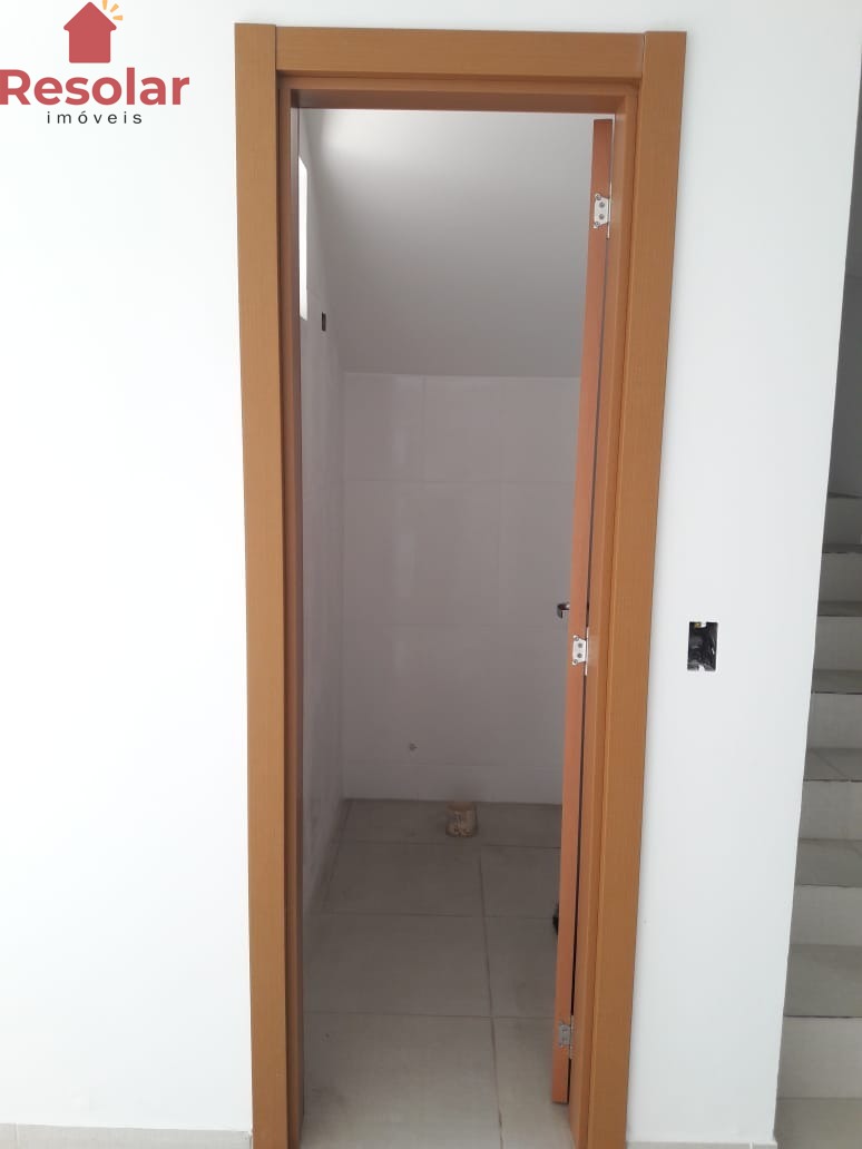 Casa à venda com 3 quartos, 107m² - Foto 13