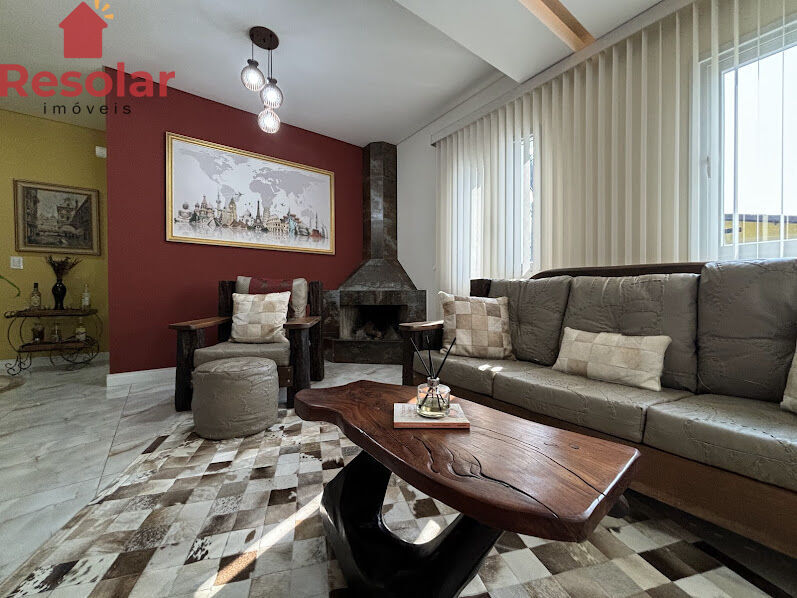 Casa à venda com 5 quartos, 301m² - Foto 7