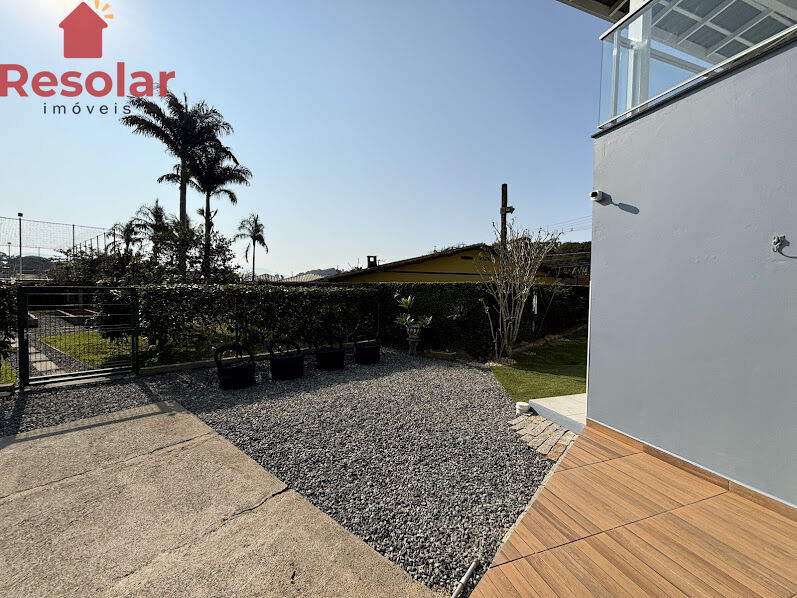 Casa à venda com 5 quartos, 301m² - Foto 35