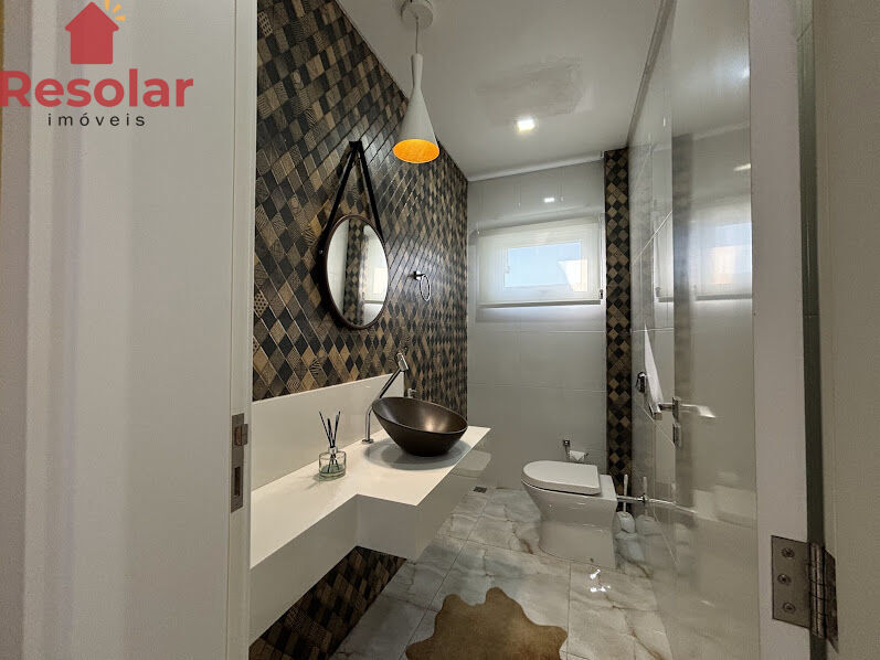 Casa à venda com 5 quartos, 301m² - Foto 25