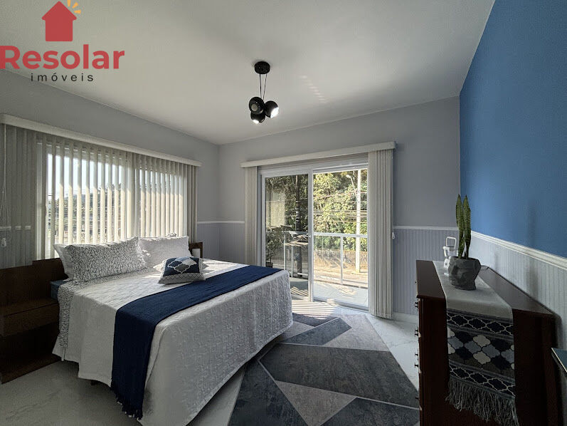 Casa à venda com 5 quartos, 301m² - Foto 12