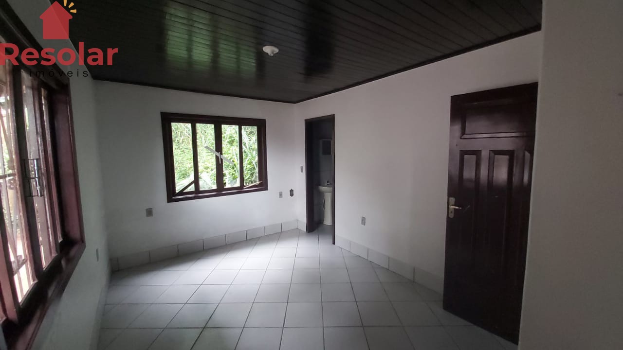 Casa à venda com 2 quartos, 100m² - Foto 13