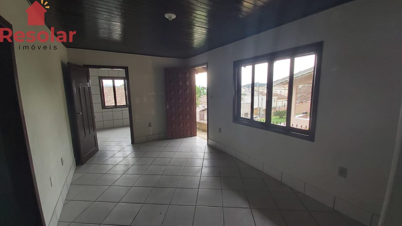 Casa à venda com 2 quartos, 100m² - Foto 11