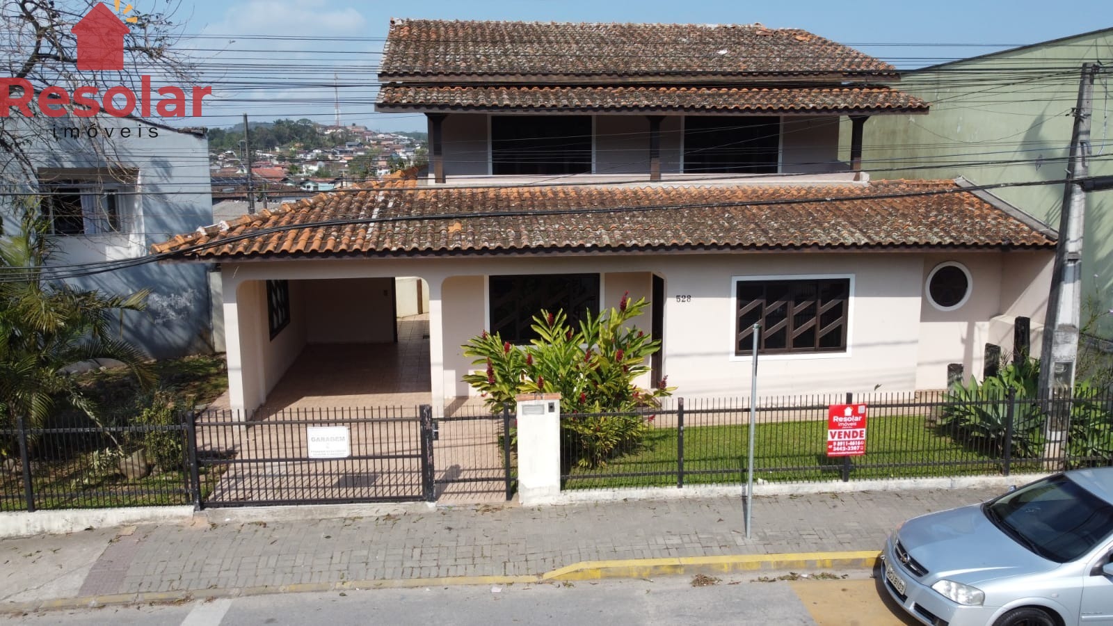 Sobrado à venda com 4 quartos, 220m² - Foto 1