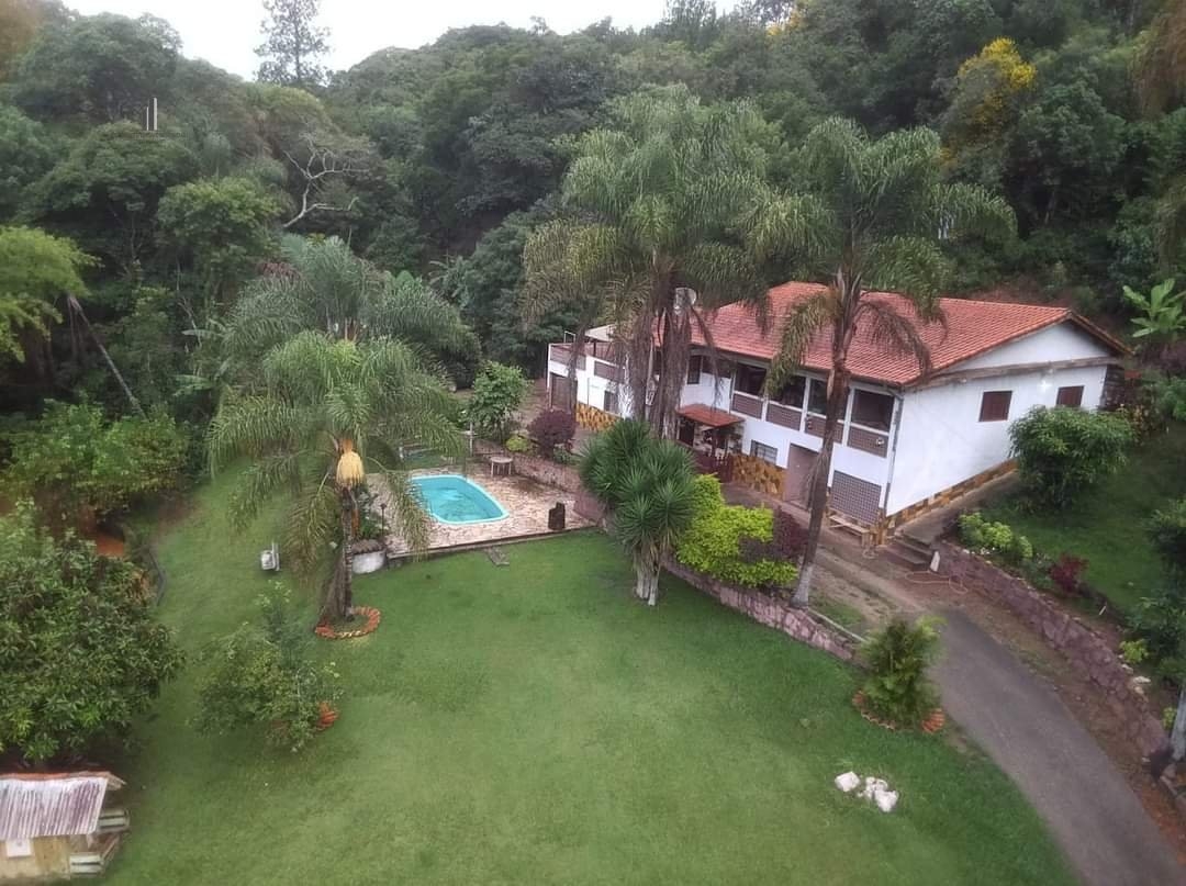 Fazenda à venda com 4 quartos, 180m² - Foto 2