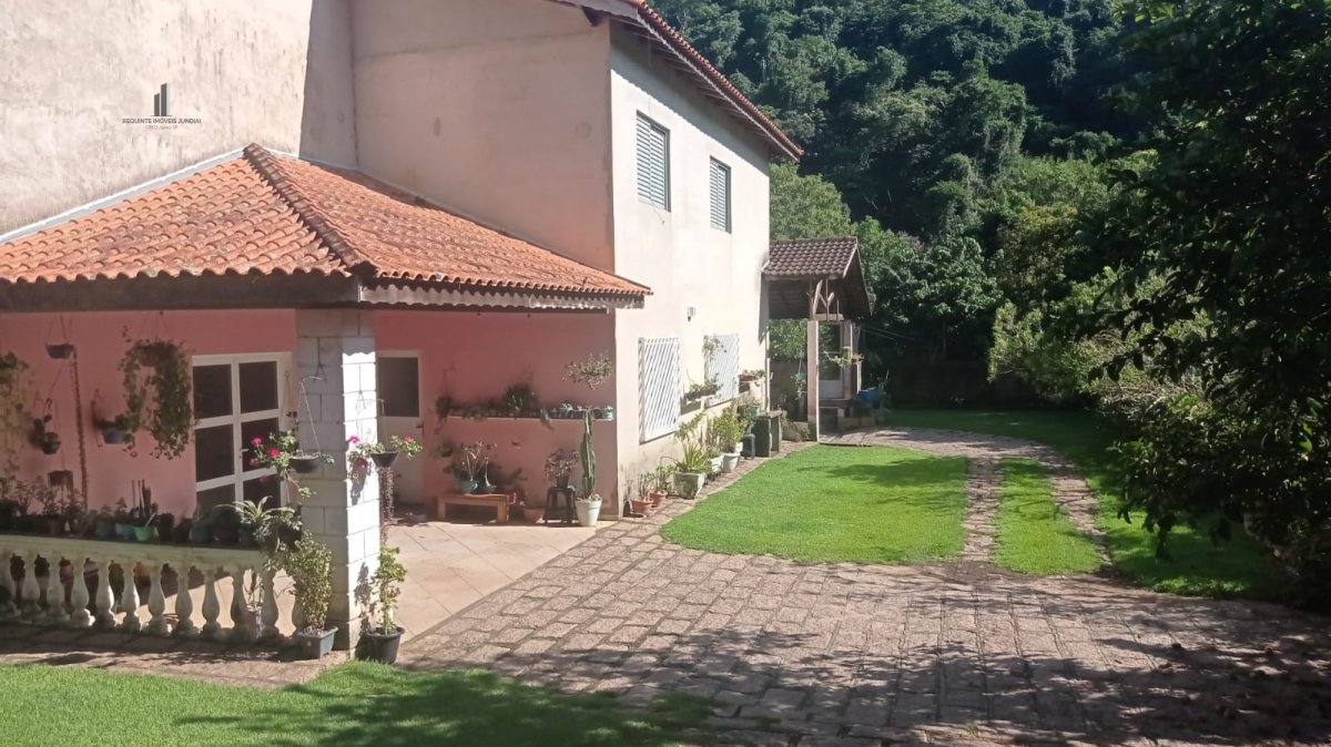 Fazenda à venda com 5 quartos, 1230m² - Foto 2