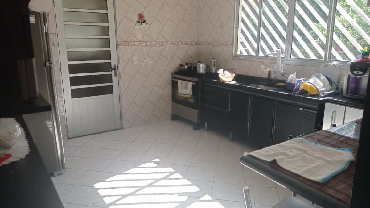 Fazenda à venda com 5 quartos, 1230m² - Foto 13