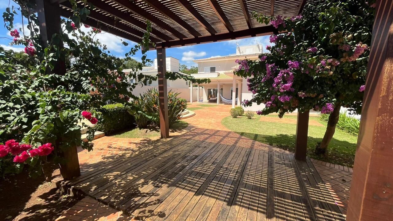 Casa de Condomínio à venda com 4 quartos, 404m² - Foto 10