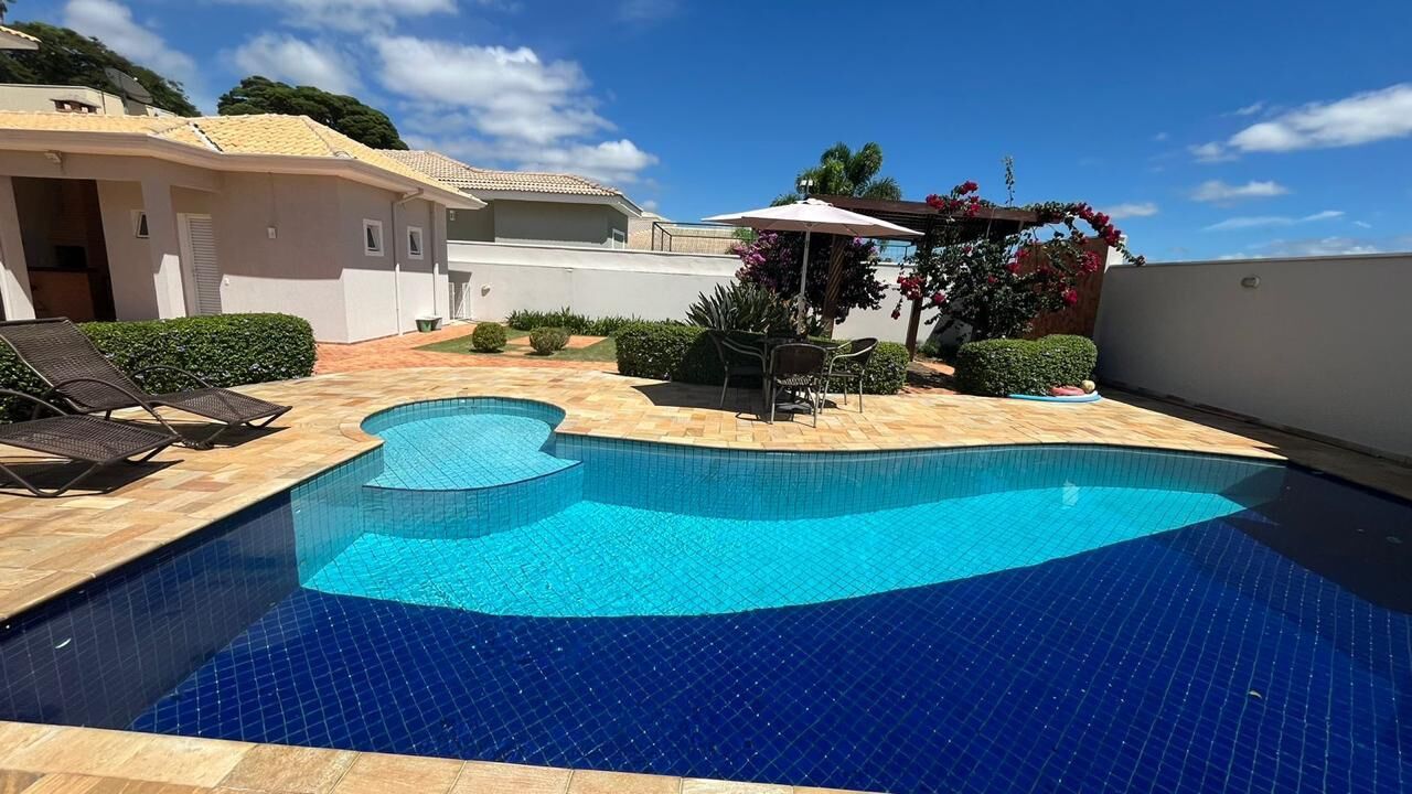 Casa de Condomínio à venda com 4 quartos, 404m² - Foto 3