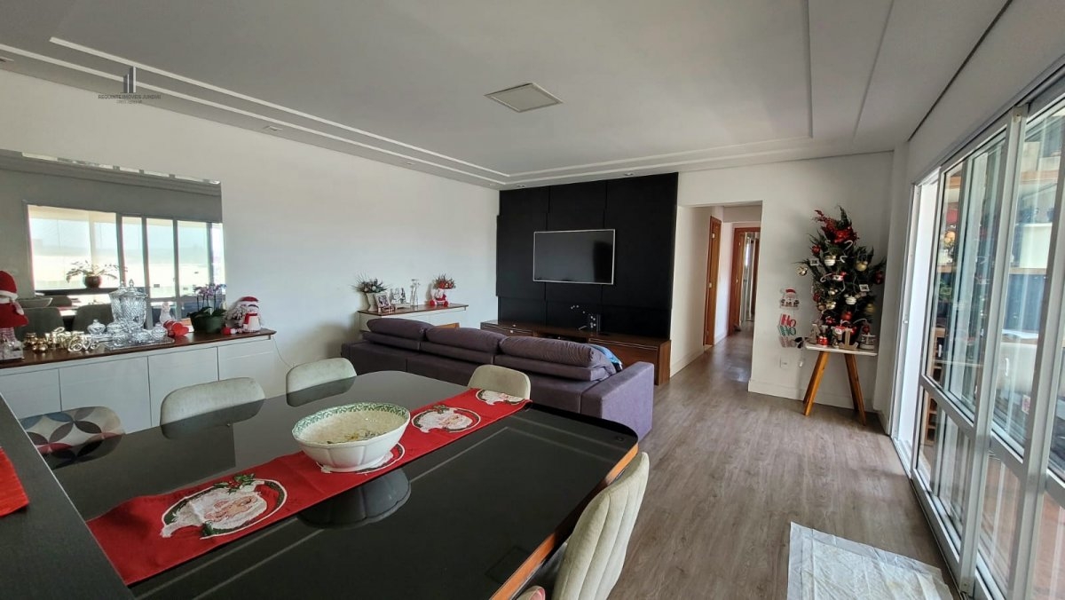 Apartamento à venda com 3 quartos, 110m² - Foto 3