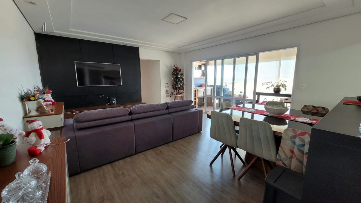 Apartamento à venda com 3 quartos, 110m² - Foto 2