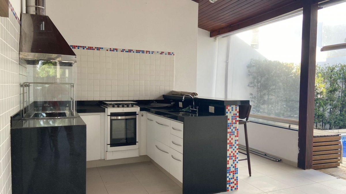 Casa à venda com 3 quartos, 300m² - Foto 12