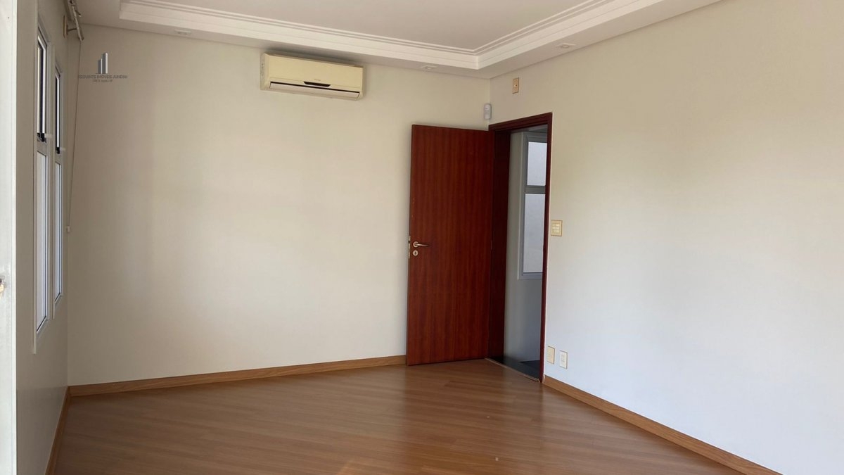 Casa à venda com 3 quartos, 300m² - Foto 24