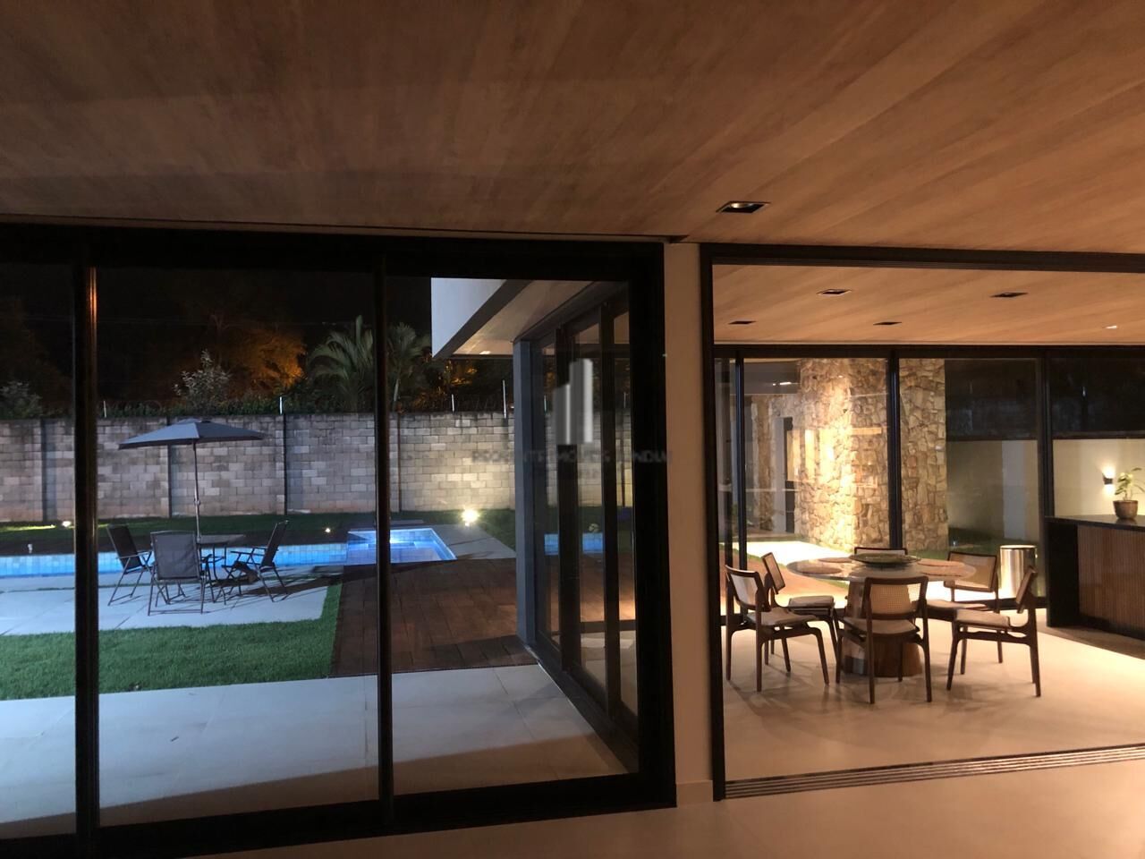 Casa à venda com 4 quartos, 400m² - Foto 8