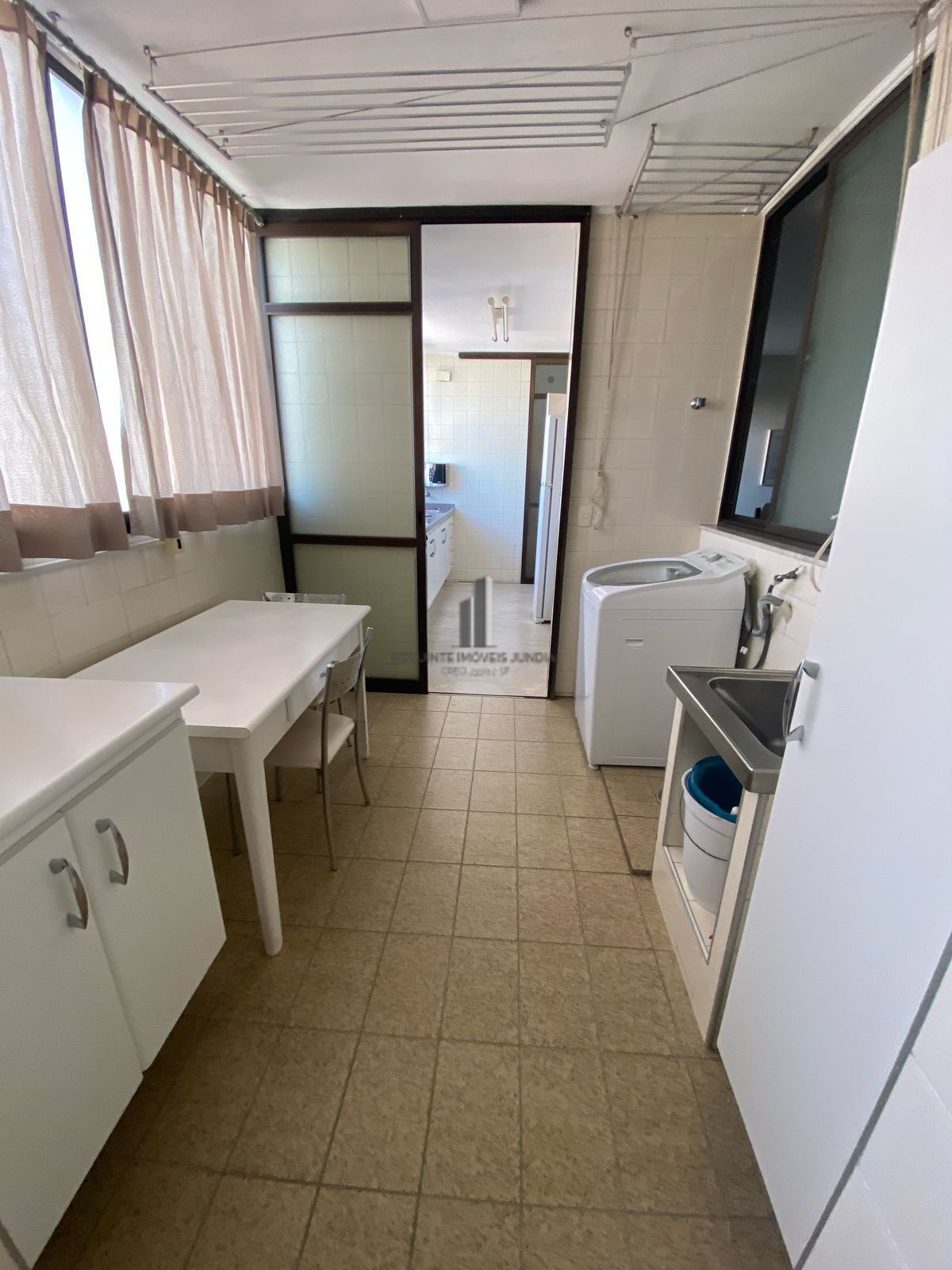 Apartamento à venda com 3 quartos, 145m² - Foto 11