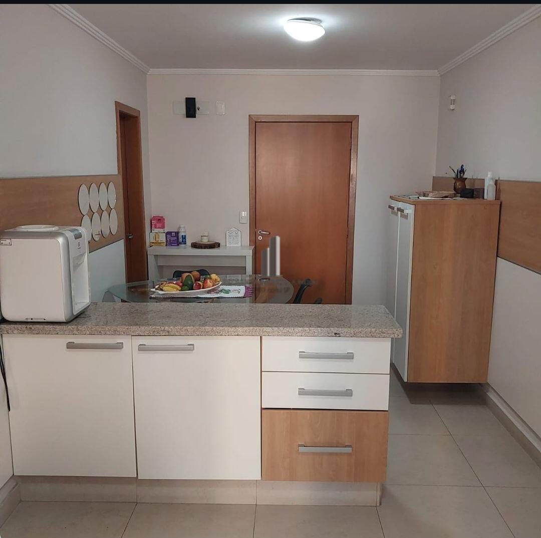 Apartamento à venda com 3 quartos, 187m² - Foto 8