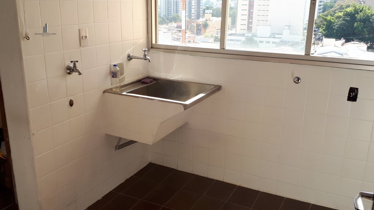 Apartamento à venda com 3 quartos, 135m² - Foto 11