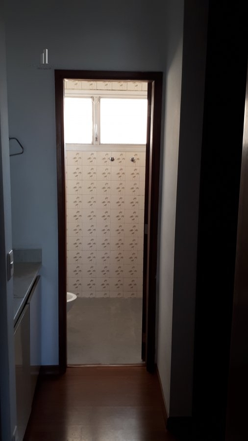 Apartamento à venda com 3 quartos, 135m² - Foto 18