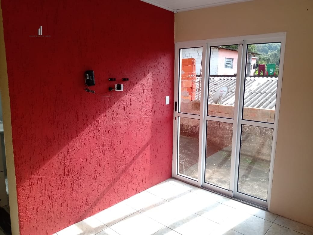 Casa à venda com 2 quartos, 100m² - Foto 3