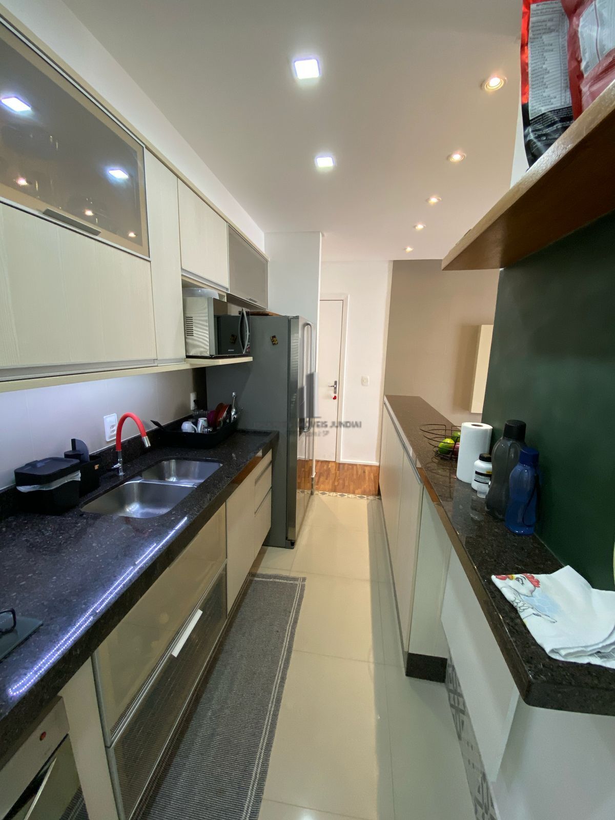 Apartamento à venda com 3 quartos, 83m² - Foto 13
