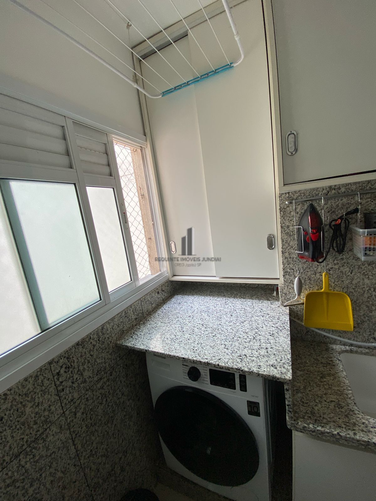 Apartamento à venda com 3 quartos, 83m² - Foto 27