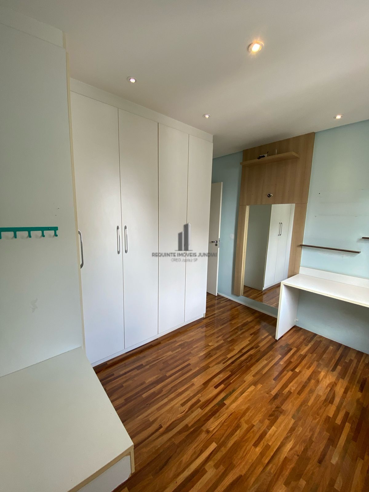 Apartamento à venda com 3 quartos, 83m² - Foto 35