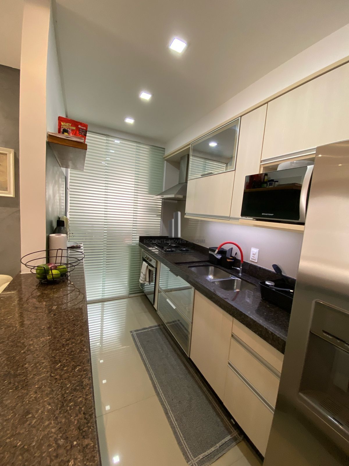 Apartamento à venda com 3 quartos, 83m² - Foto 11