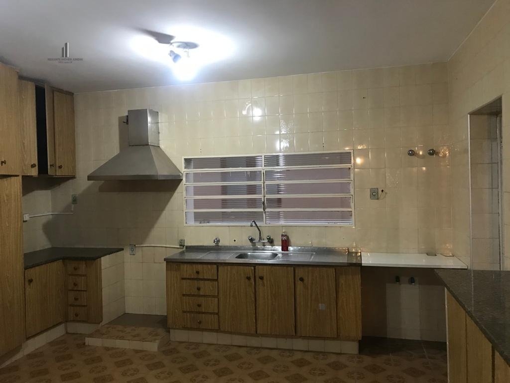 Casa à venda com 7 quartos, 329m² - Foto 12