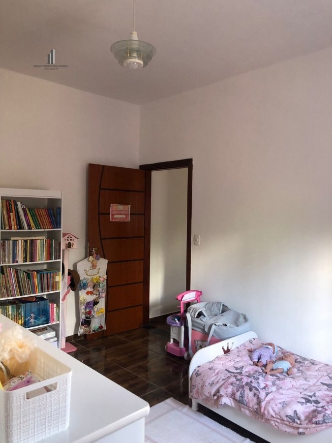 Casa à venda com 4 quartos, 150m² - Foto 17