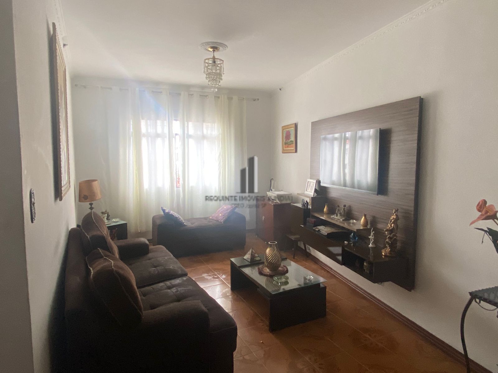 Casa à venda com 4 quartos, 263m² - Foto 3