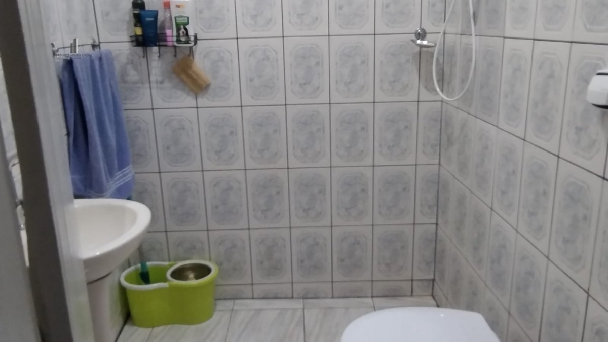 Casa à venda com 2 quartos, 141m² - Foto 7