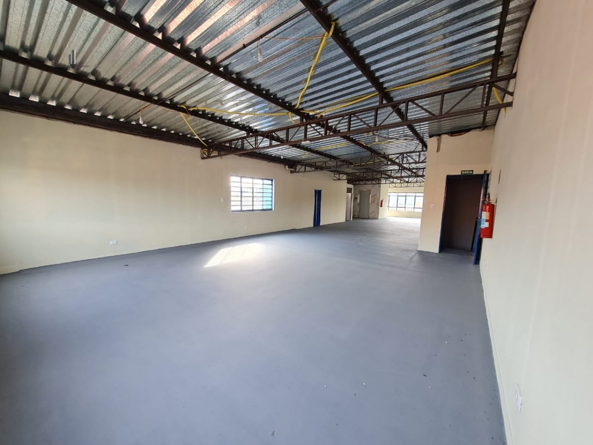 Prédio Inteiro para alugar, 400m² - Foto 3