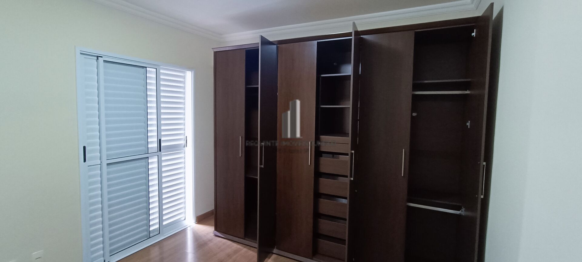 Apartamento para alugar com 2 quartos, 83m² - Foto 17