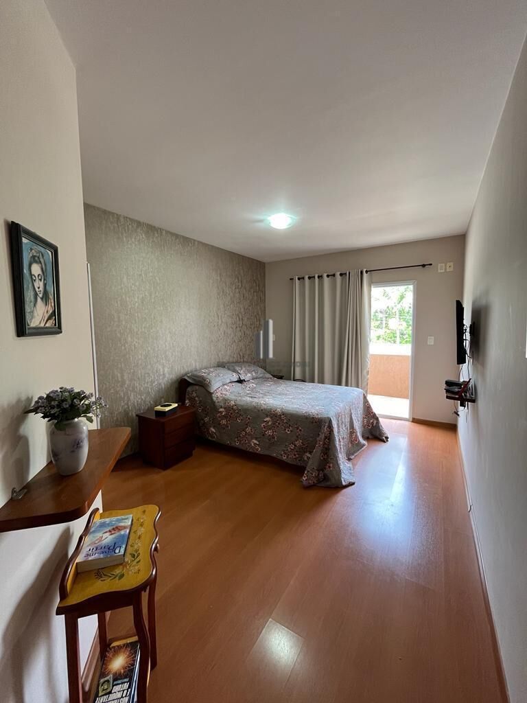 Casa de Condomínio à venda com 4 quartos, 291m² - Foto 25