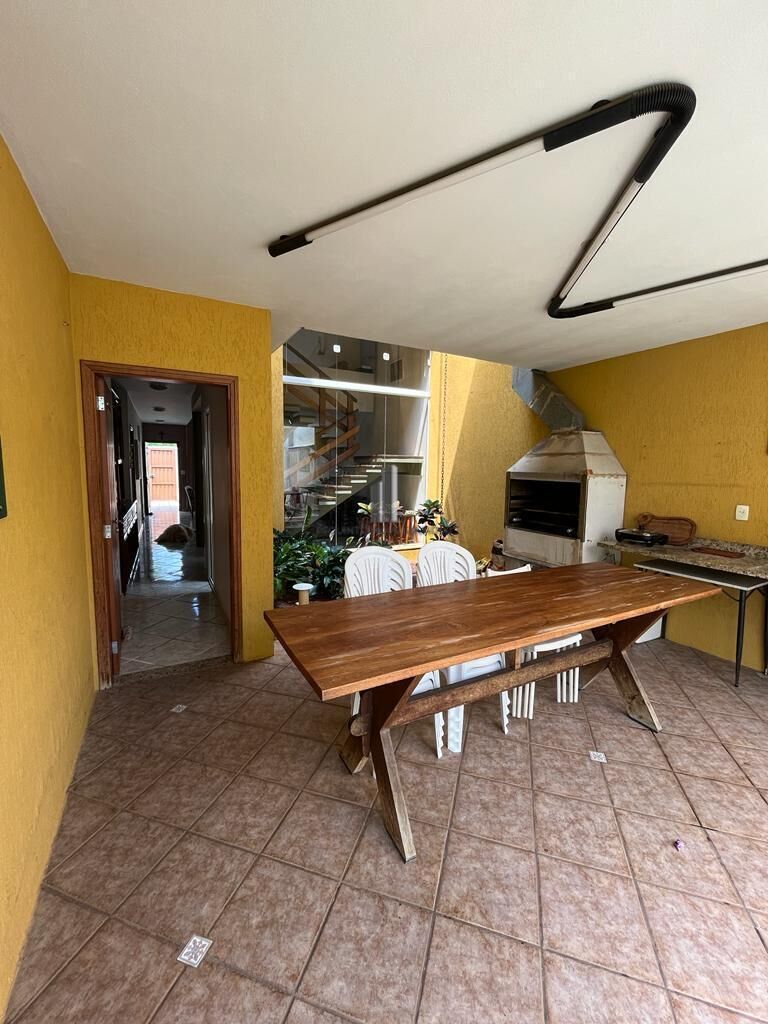 Casa de Condomínio à venda com 4 quartos, 291m² - Foto 11