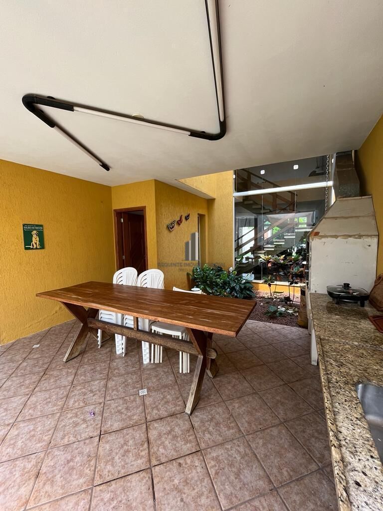 Casa de Condomínio à venda com 4 quartos, 291m² - Foto 12