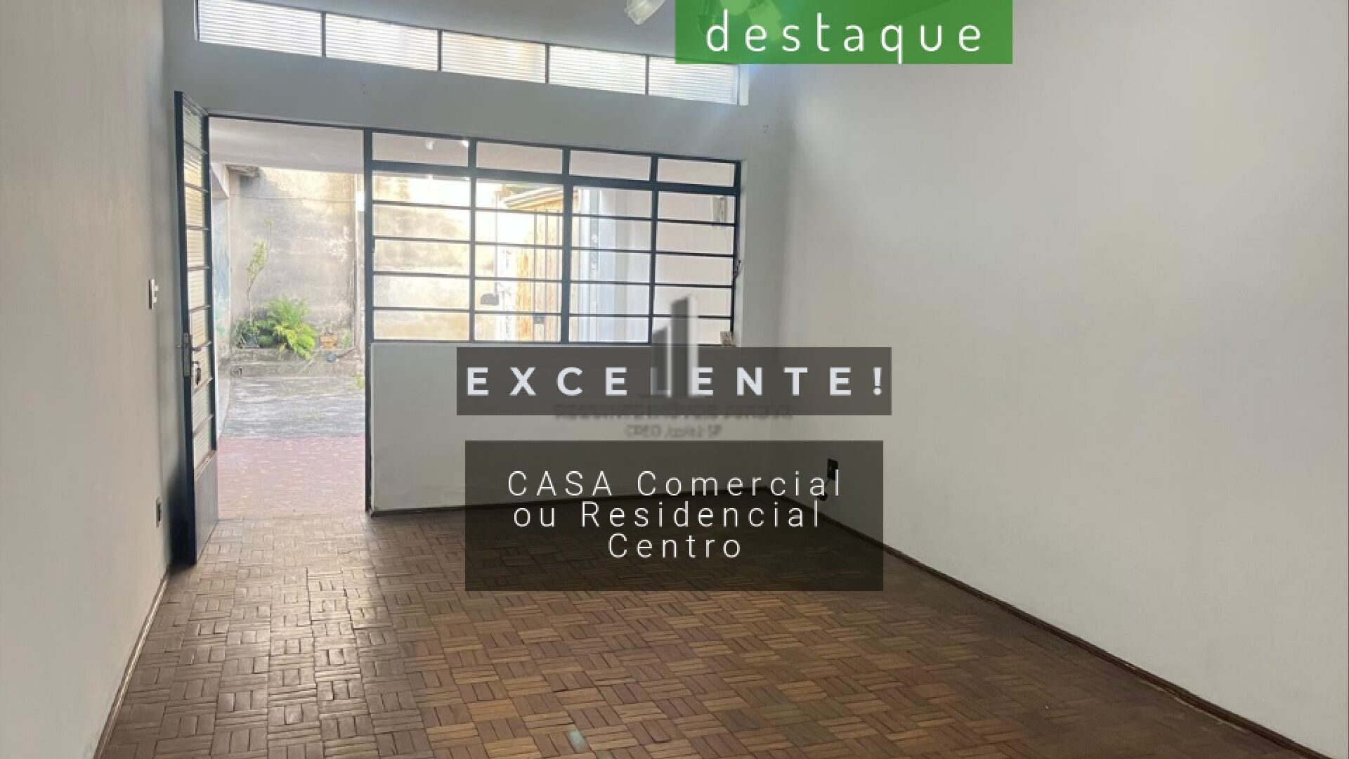 Casa à venda com 3 quartos, 162m² - Foto 1