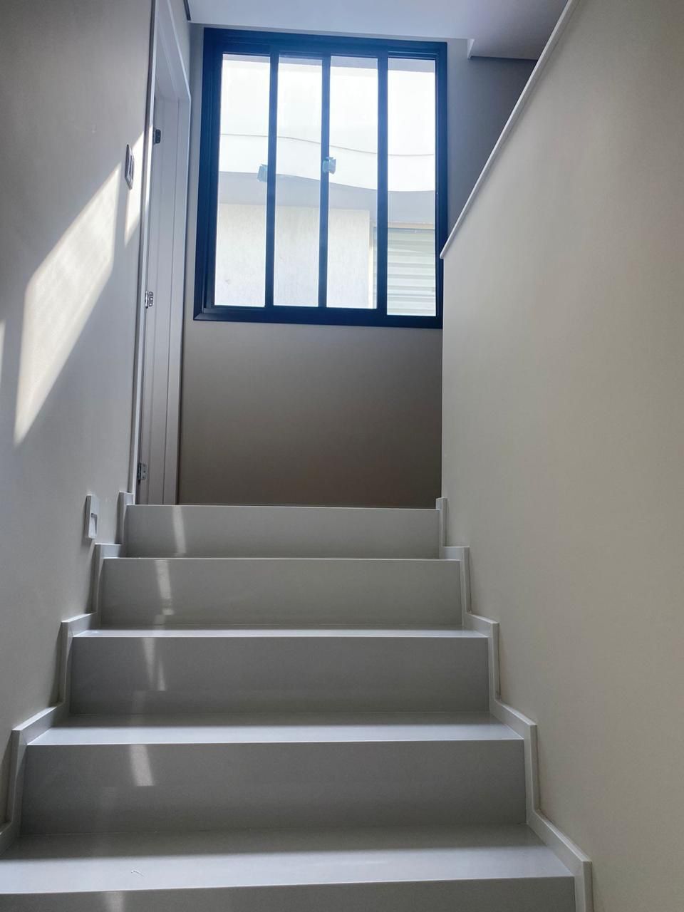 Casa à venda com 3 quartos, 280m² - Foto 9