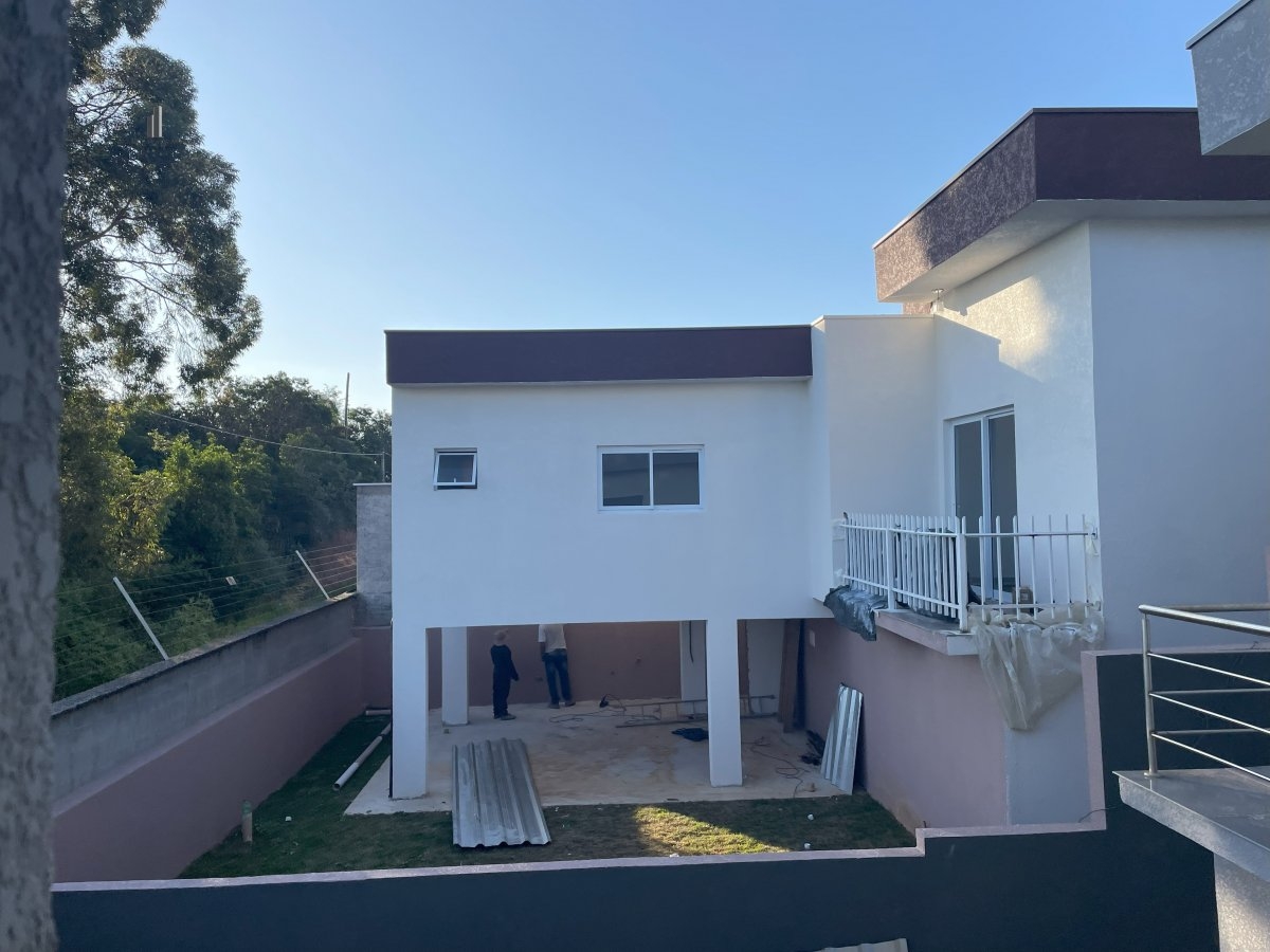 Casa de Condomínio à venda com 3 quartos, 168m² - Foto 4